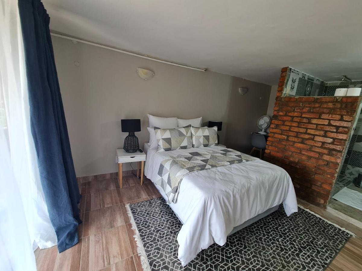 The Thatch Hide East London Ngoại thất bức ảnh
